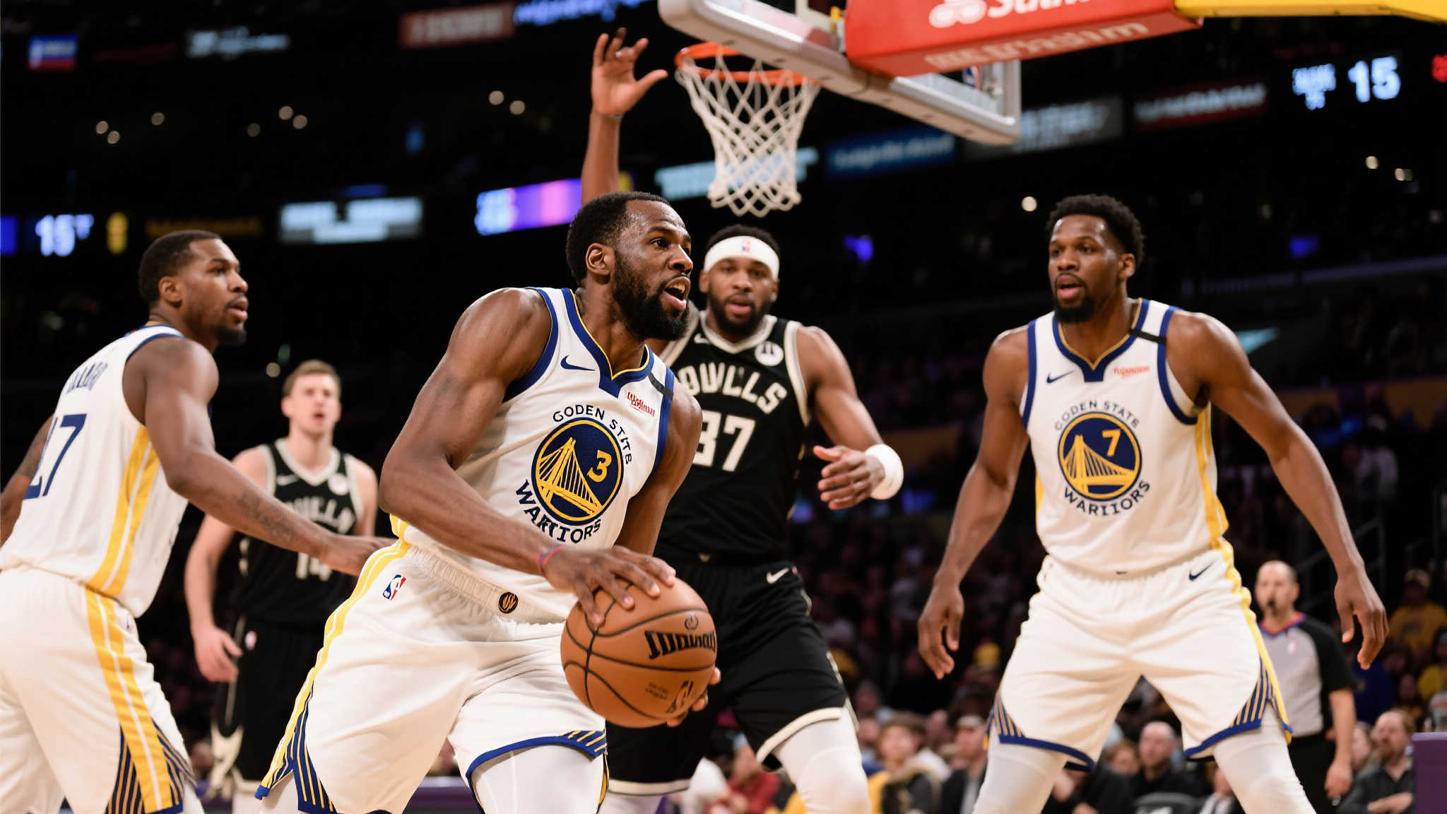 也向亚洲足 也向亚洲足